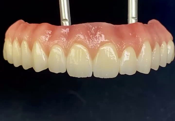 تصویر آگهی ارائه خدمات لابراتوار
